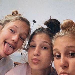 Meet your Posher, Reese